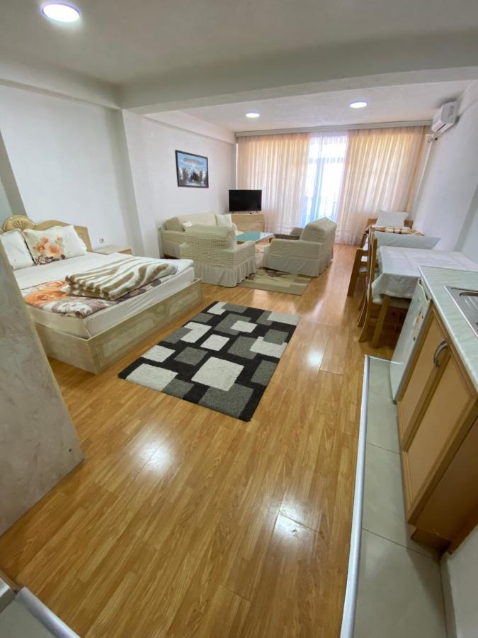Hotel Venecia Apartments Struga Zewnętrze zdjęcie