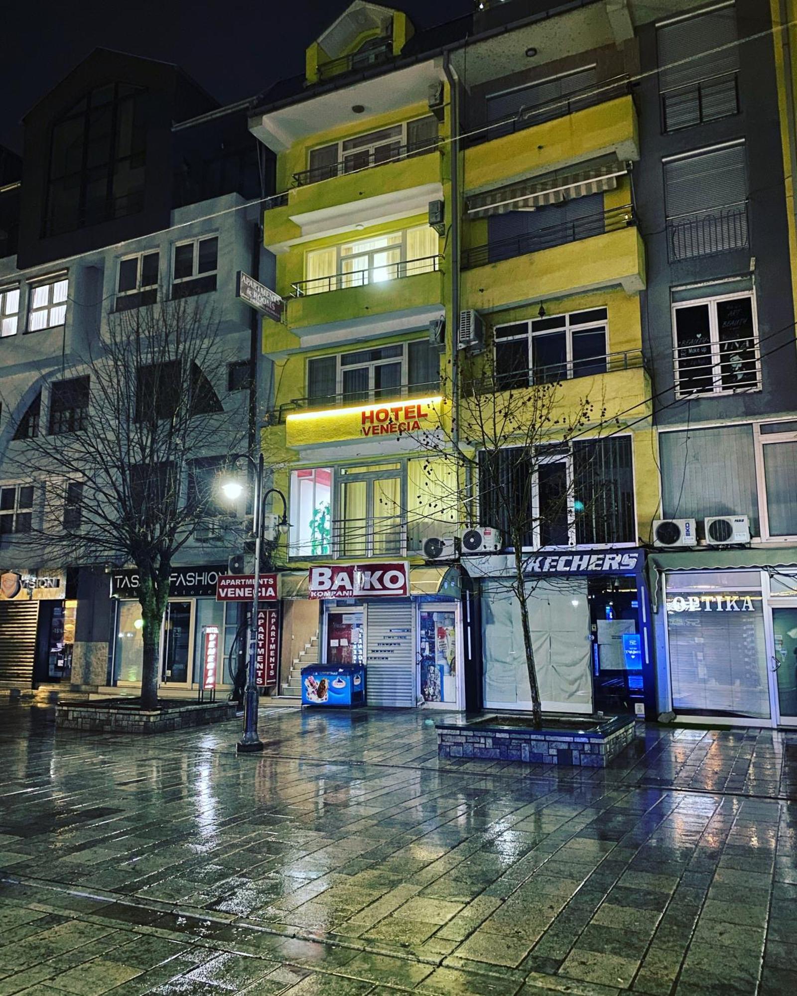 Hotel Venecia Apartments Struga Zewnętrze zdjęcie
